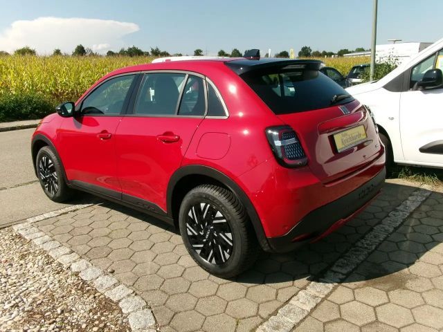 Fiat 600e 125 Jahre Sondermodell 74kW (100PS)