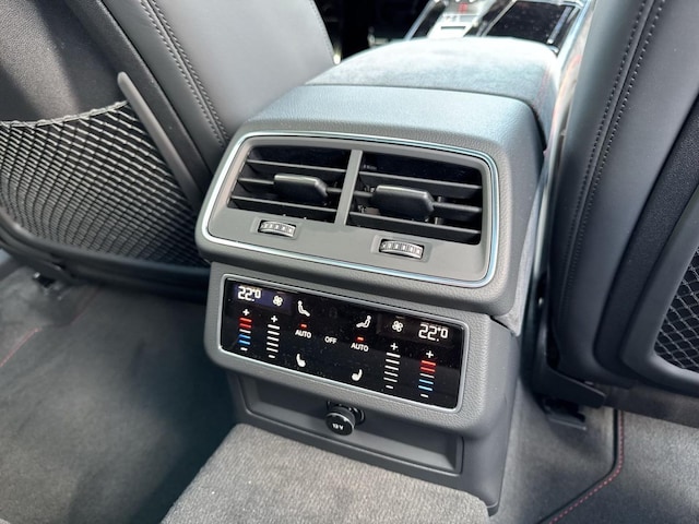 Audi A6 e-tron Avant Performance Quattro