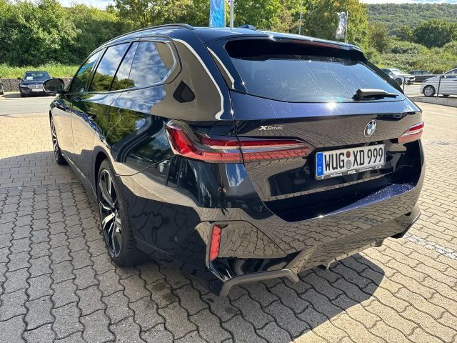 BMW 520 520d M-Sport xDrive