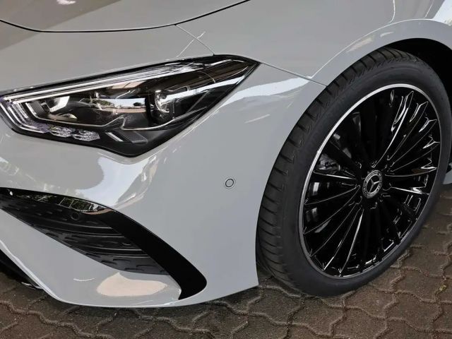 Mercedes-Benz CLA 200 AMG Line Coupé