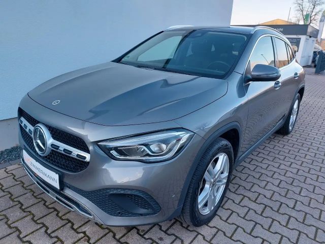 Mercedes-Benz GLA 200 Autom. LED AHK Widescreen