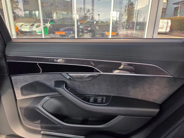 Audi A8 60 TFSI Hybride Lang