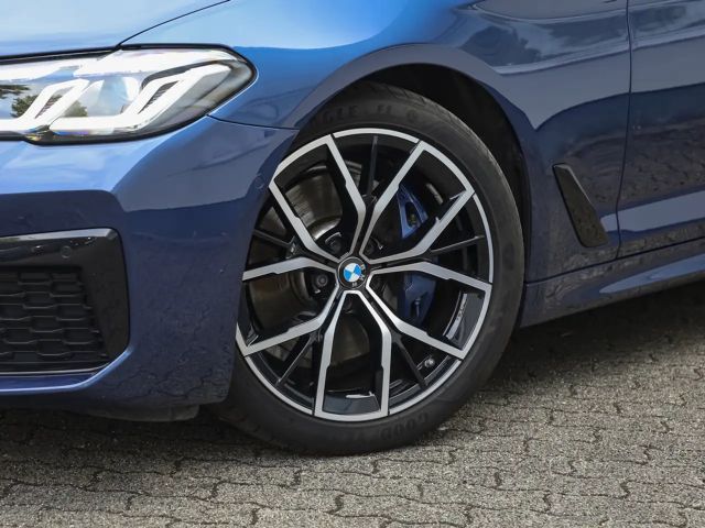 BMW 530 530i M-Sport Sedan