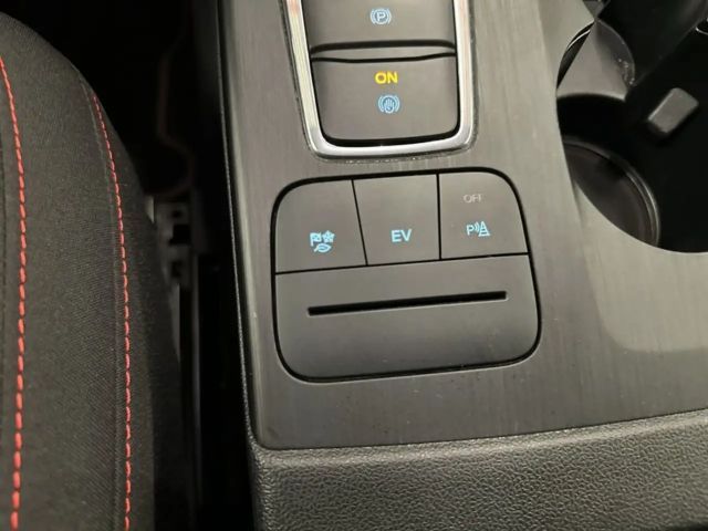 Ford Kuga Plug in Hybrid ST Line