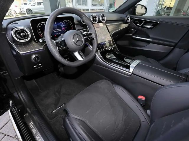 Mercedes-Benz C 200 AMG Line Sedan