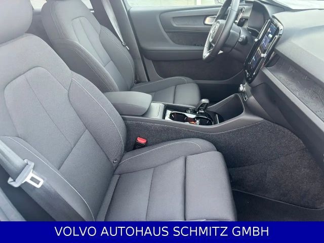 Volvo XC40 AWD Plus Recharge Twin Engine