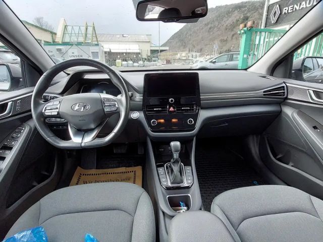 Hyundai Ioniq Plug-in