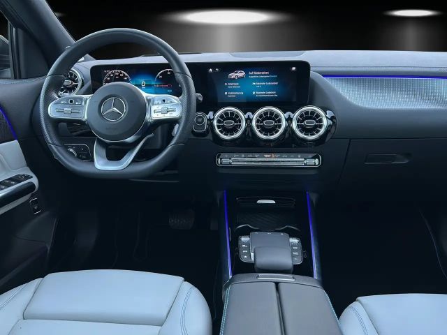 Mercedes-Benz EQA 350 4MATIC AMG Line