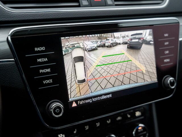 Skoda Superb 2.0 TDI Combi