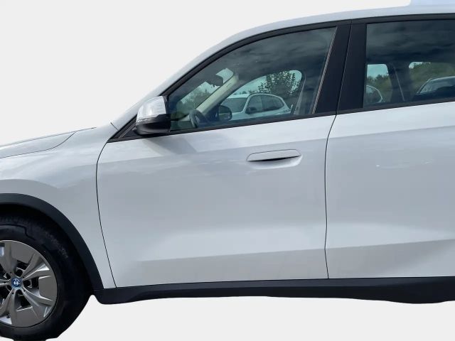 BMW iX1 xDrive30