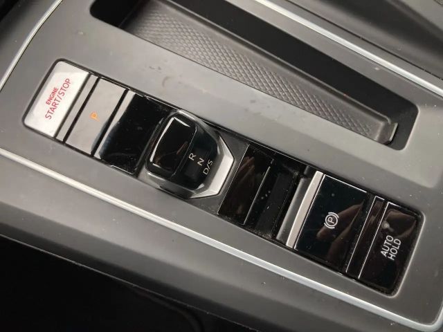 Volkswagen Golf DSG GTI Style