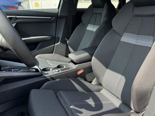 Audi A3 30 TFSI Sedan