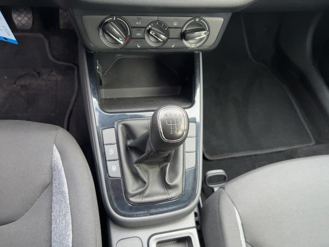 Skoda Fabia Fabia 1.0 MPI Sitzheizung Einparkhilfe Klima