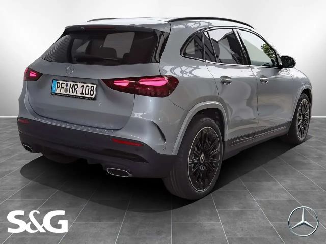 Mercedes-Benz GLA 220 4MATIC AMG Line