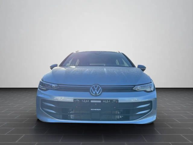 Volkswagen Golf 1.5 TSI Life Variant