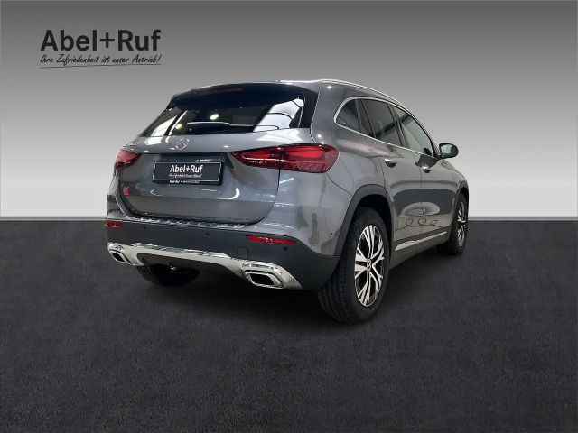 Mercedes-Benz GLA 200 Progressive