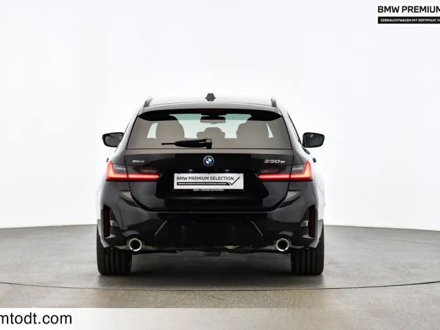 BMW 330 330e M-Sport xDrive