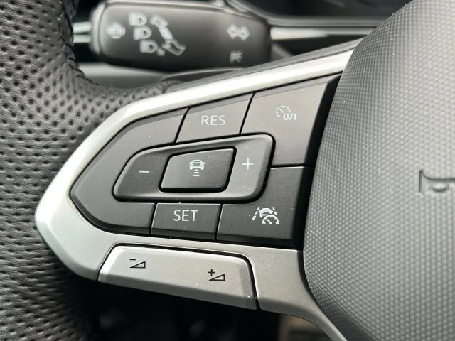 Volkswagen T-Roc 1.5 TSI DSG R-Line Style