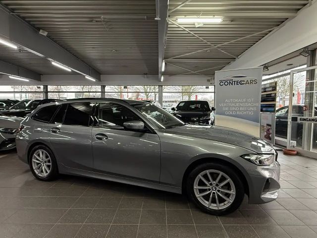 BMW 320 320d Touring xDrive