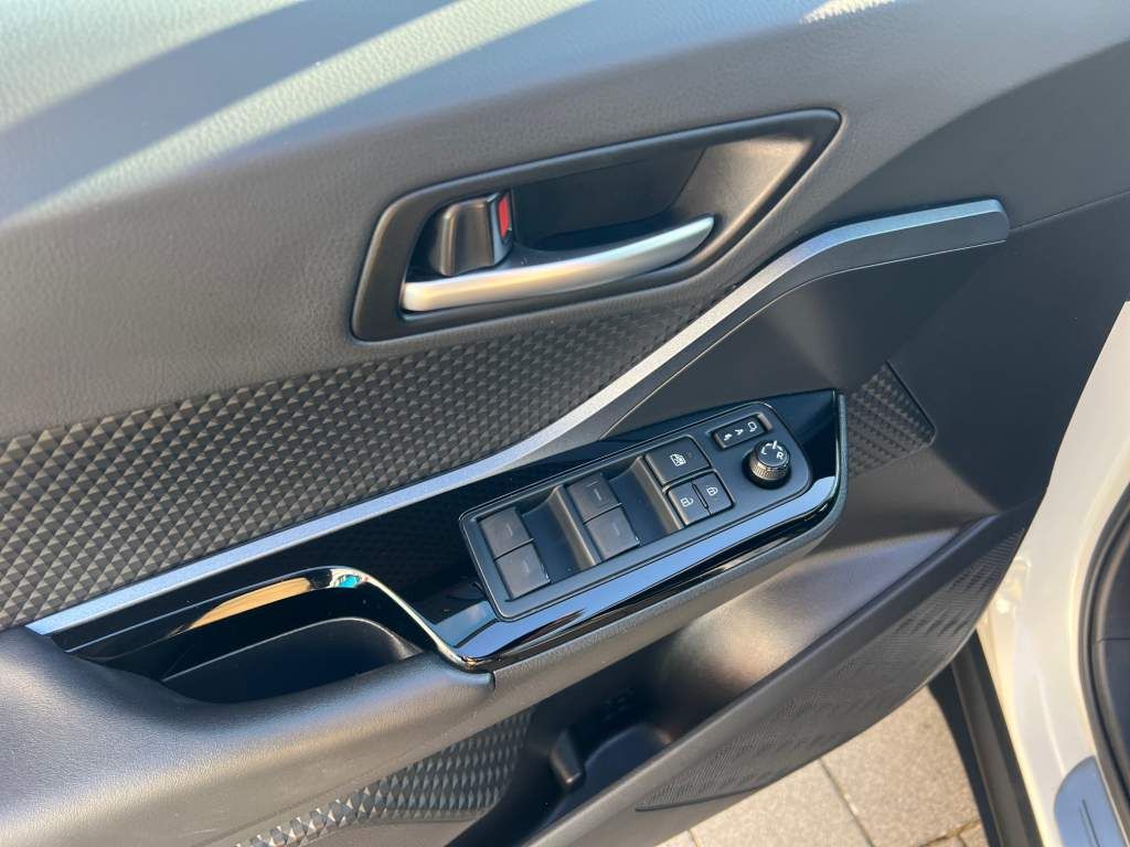 Toyota C-HR 5-deurs Plus