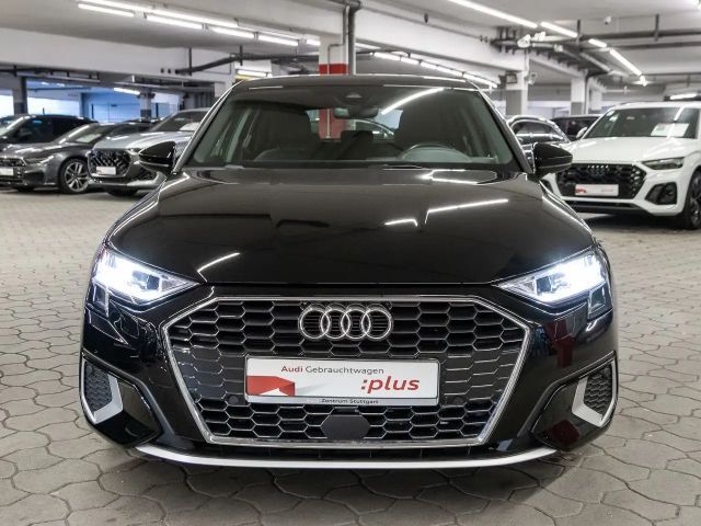 Audi A3 30 TFSI Sedan