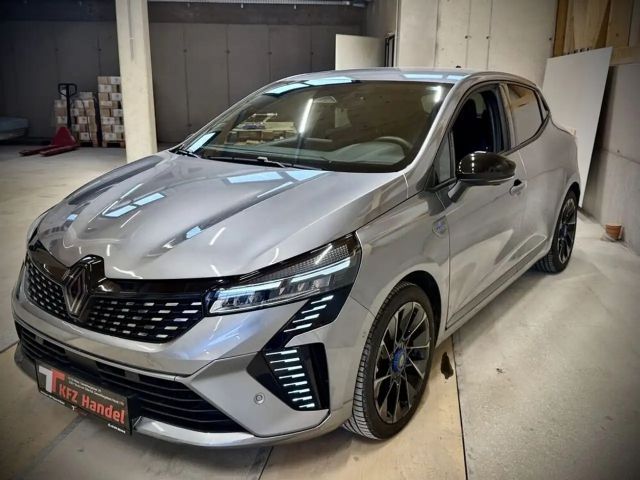 Renault Clio Alpine E-Tech Esprit