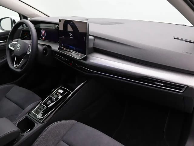 Volkswagen Golf 1.5 eTSI DSG Style Variant