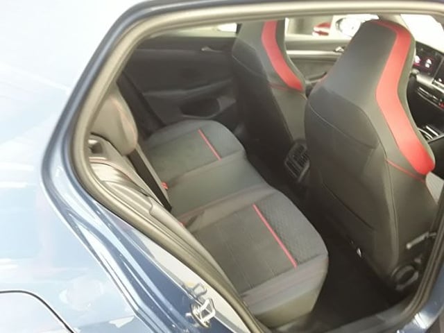 Volkswagen Golf 2.0 TSI DSG