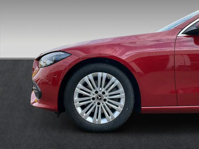 Mercedes-Benz C 200 AVANTGARDE Sedan