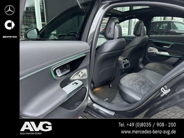 Mercedes-Benz E 220 AMG Line E 220 d Sedan