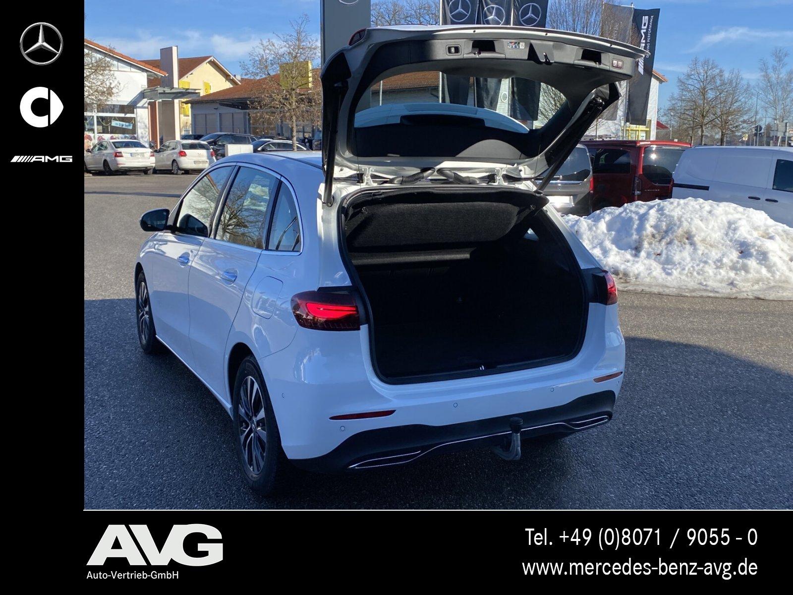 Mercedes-Benz B 180 Progressive Sedan