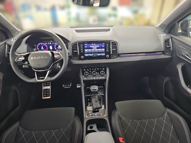Skoda Karoq 1,5 TSI DSG MATRIX AHK EL-HK PDC ACC