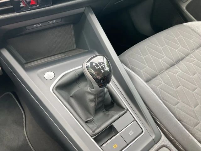 Volkswagen Golf 1.5 TSI Golf VIII Variant