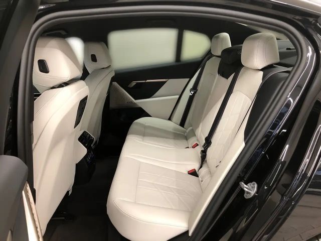 BMW 520 520d Sedan xDrive