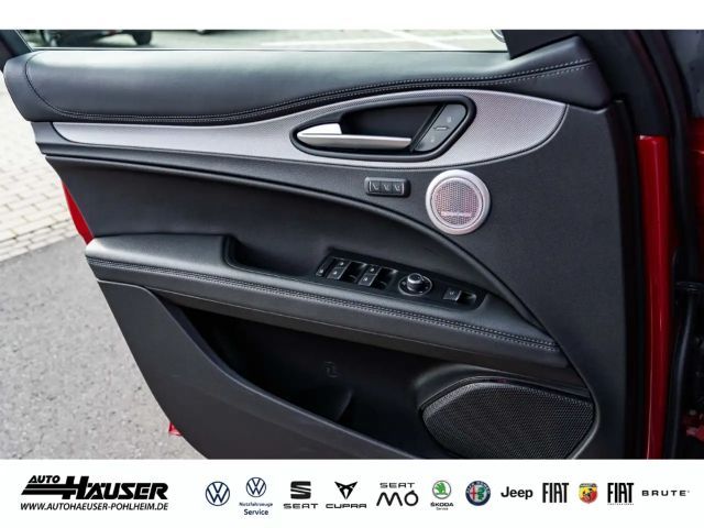 Alfa Romeo Stelvio AT8 Q4 Turbo Veloce