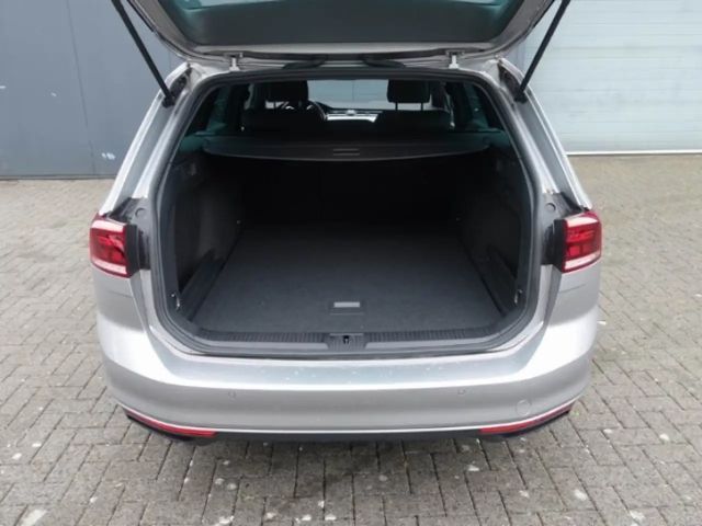 Volkswagen Passat 2.0 TDI Business DSG Variant