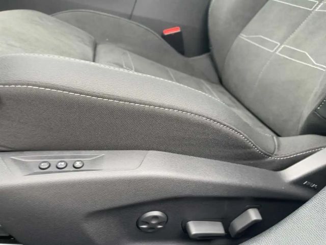 Opel Astra Sports Tourer Ultimate