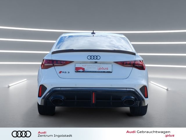 Audi RS3 Quattro S-Tronic Sedan