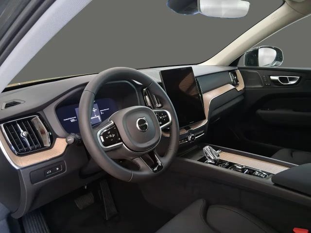 Volvo XC60 AWD Dark Plus T6