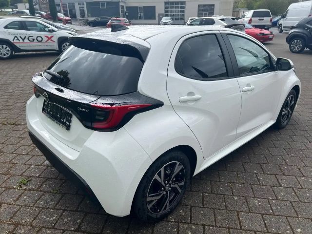 Toyota Yaris Comfort Hybride