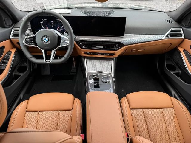 BMW 320 320i M-Sport Sedan