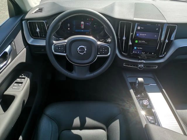 Volvo XC60 AWD Core Recharge T6