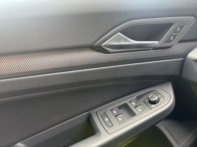 Volkswagen Golf 2.0 TSI Golf VIII