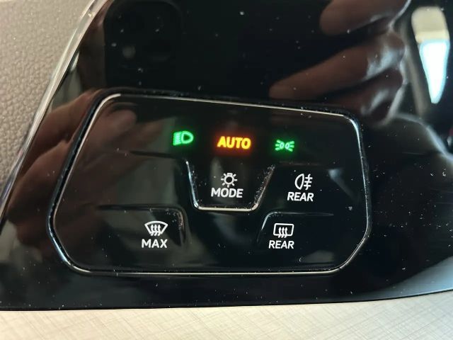 Volkswagen Golf DSG Life