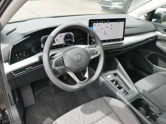 Volkswagen Golf 1.5 eTSI Golf VIII Life