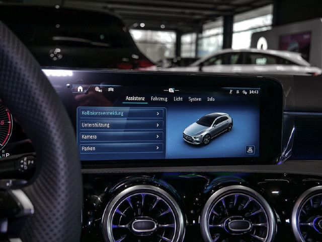 Mercedes-Benz A 200 A 200 d