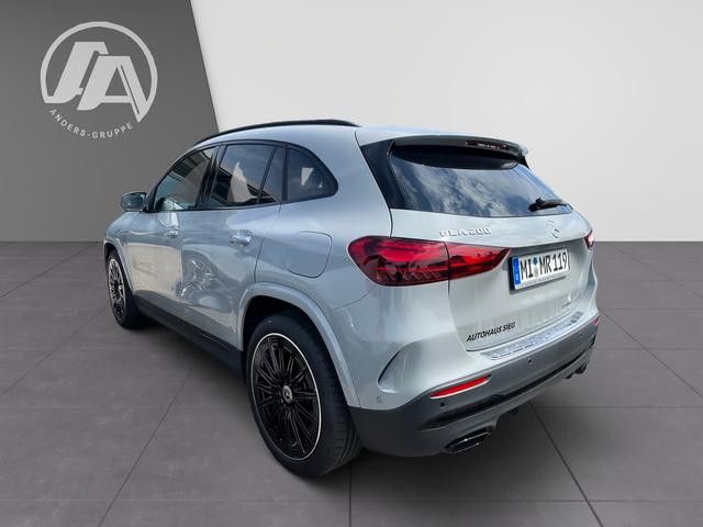 Mercedes-Benz GLA 200 