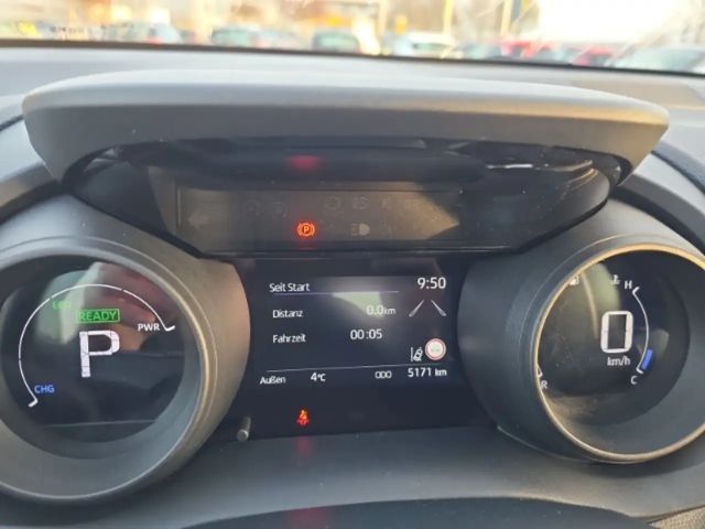 Toyota Yaris Hatchback Hybride Team D