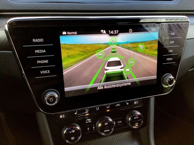 Skoda Superb Combi Sportline iV