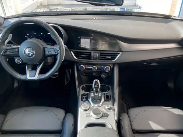 Alfa Romeo Giulia Q4 Veloce